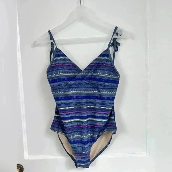 Tea Kids Printed Surplice One Piece Swimsuit - Picture 1 of 5